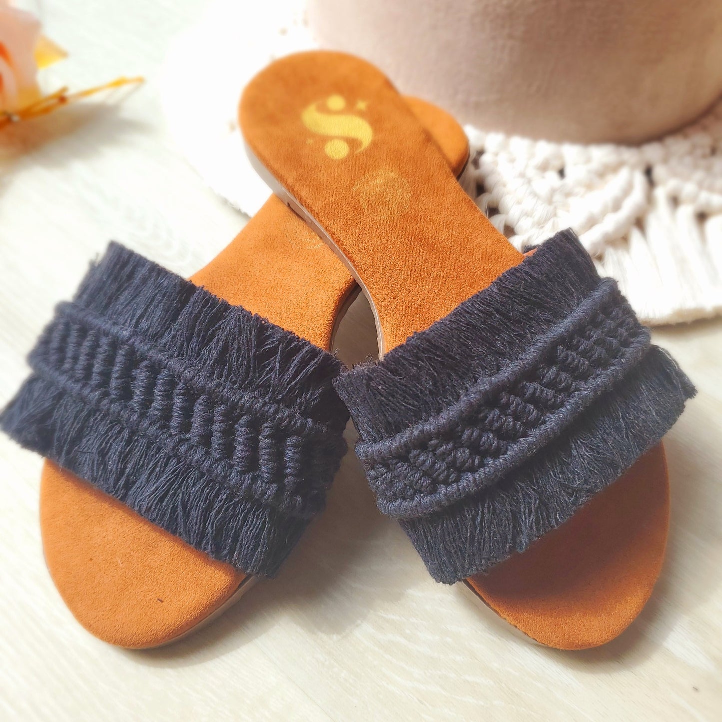 Flat macrame sandals