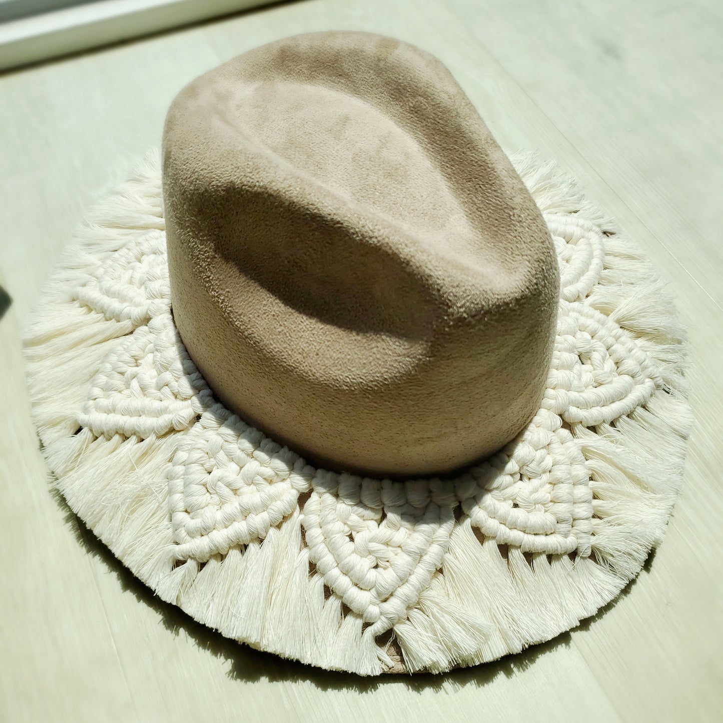 Macrame band suede fedora